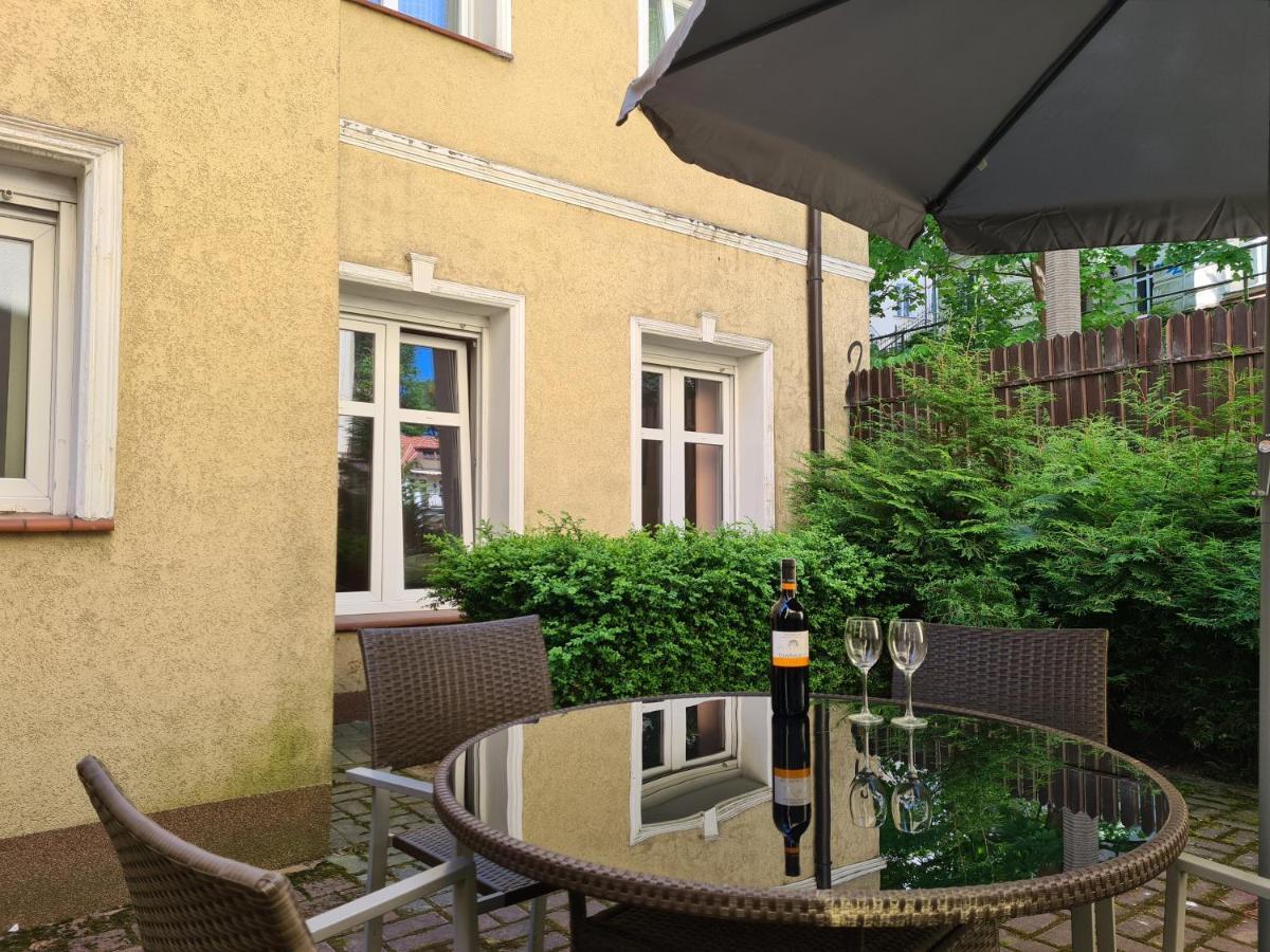 Ferienwohnung Sopot Host Garden Exterior foto